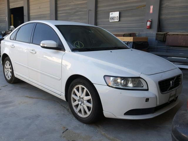 YV1MS390292432584 - 2009 VOLVO S 40 WHITE photo 1