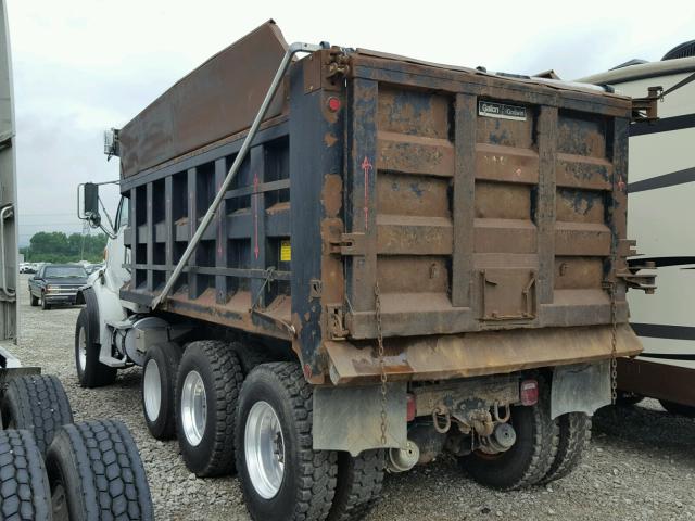 2FZHAWDA66AV47652 - 2006 STERLING TRUCK LT 8500 WHITE photo 3