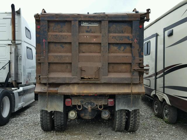 2FZHAWDA66AV47652 - 2006 STERLING TRUCK LT 8500 WHITE photo 6