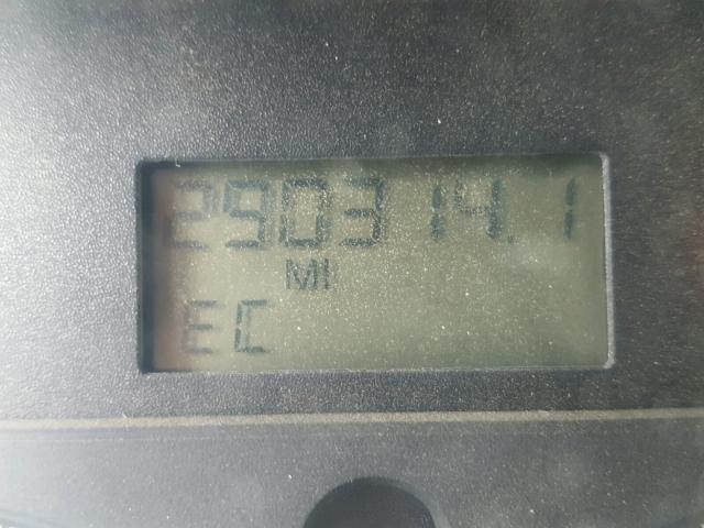 2FZHAWDA66AV47652 - 2006 STERLING TRUCK LT 8500 WHITE photo 8