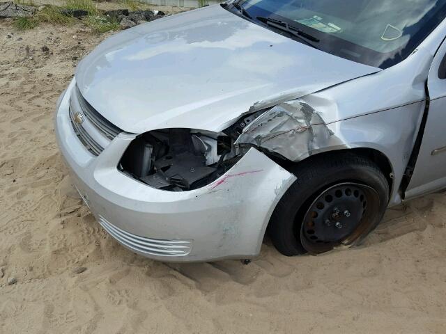 1G1AL58F387180250 - 2008 CHEVROLET COBALT LT SILVER photo 9