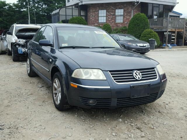 WVWPD63B94E082760 - 2004 VOLKSWAGEN PASSAT BLUE photo 1