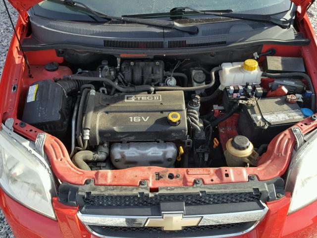 KL1TD56677B189228 - 2007 CHEVROLET AVEO BASE Czerwony zdjęcie 7