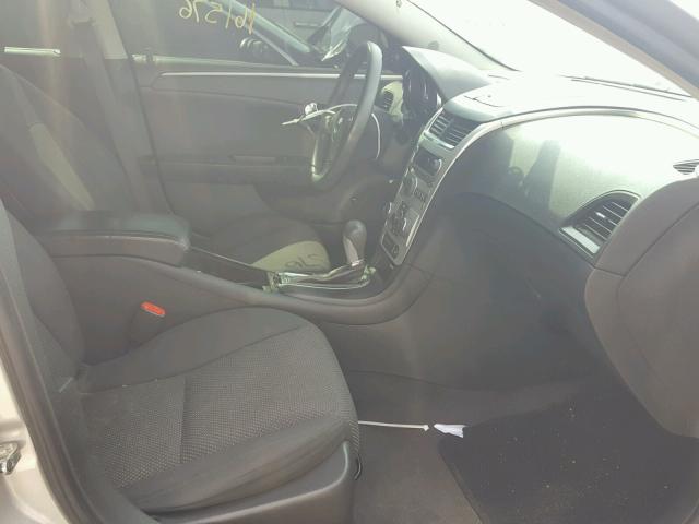 1G1ZH57B08F198150 - 2008 CHEVROLET MALIBU 1LT SILVER photo 5