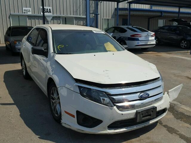 3FAHP0GA2BR268697 - 2011 FORD FUSION WHITE photo 1