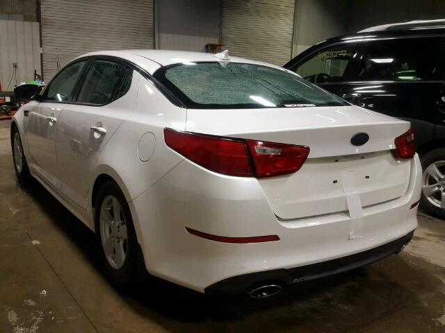 KNAGM4A70F5652874 - 2015 KIA OPTIMA LX WHITE photo 3