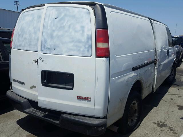 1GTHG39U841137855 - 2004 GMC SAVANA G35 WHITE photo 4