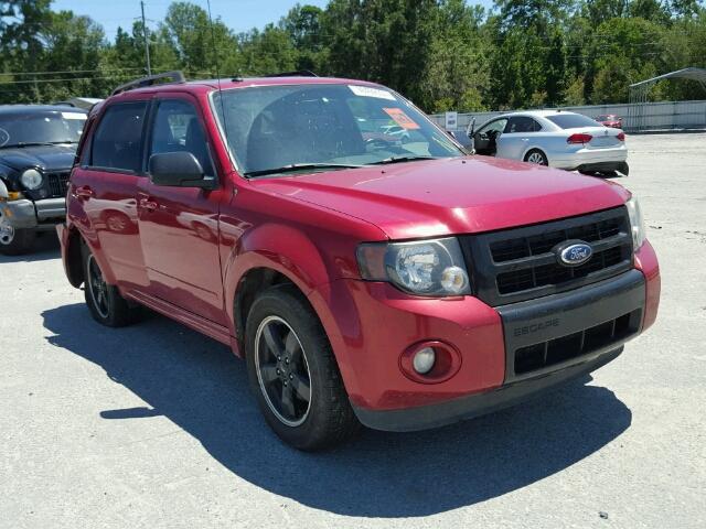 1FMCU0DG8AKD24761 - 2010 FORD ESCAPE XLT RED photo 1