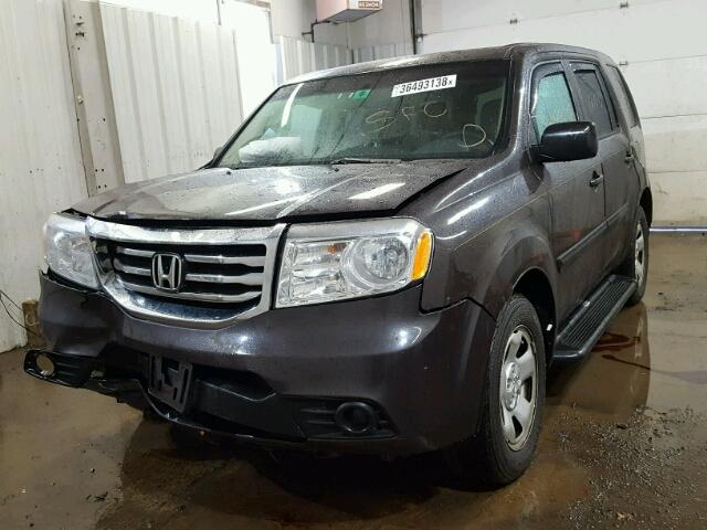 5FNYF4H26CB005126 - 2012 HONDA PILOT LX BROWN photo 2