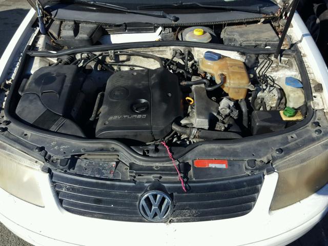 WVWMA63B8XE283484 - 1999 VOLKSWAGEN PASSAT GLS WHITE photo 7