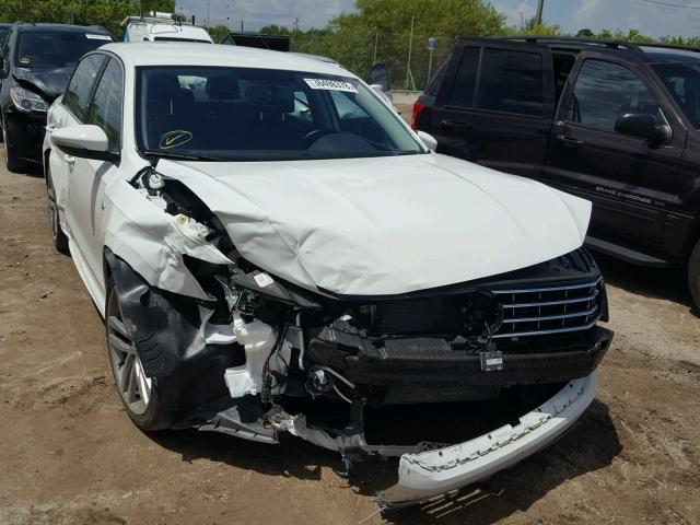 1VWDT7A36HC076789 - 2017 VOLKSWAGEN PASSAT R-L WHITE photo 1
