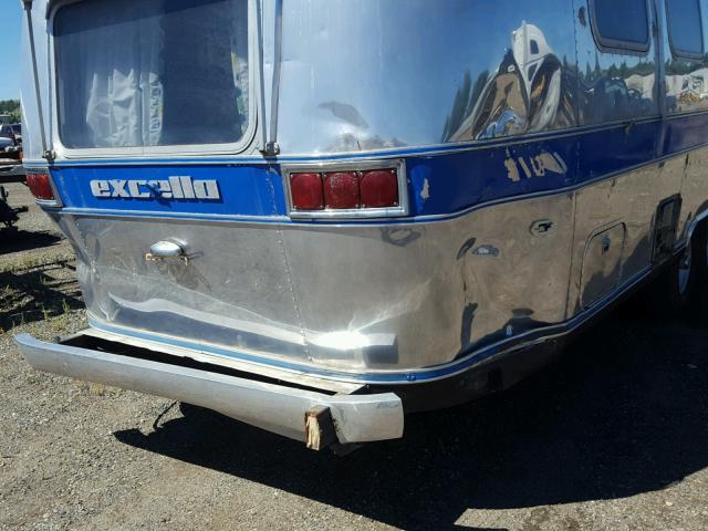 1STAEAU38FJ503148 - 1984 AIRS EXCELLA 银色 照片 9