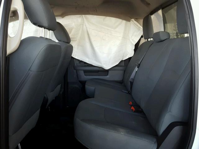 3C6UR5DL2HG535550 - 2017 RAM 2500 SLT 白色 照片 6