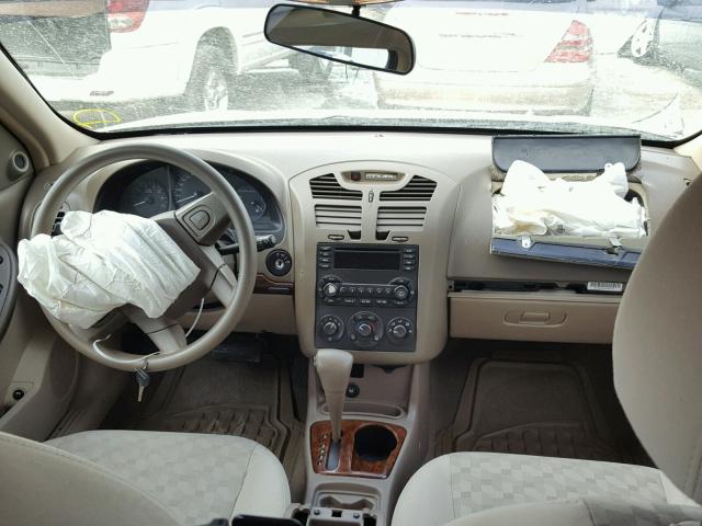 1G1ZT54825F215713 - 2005 CHEVROLET MALIBU LS GOLD photo 9