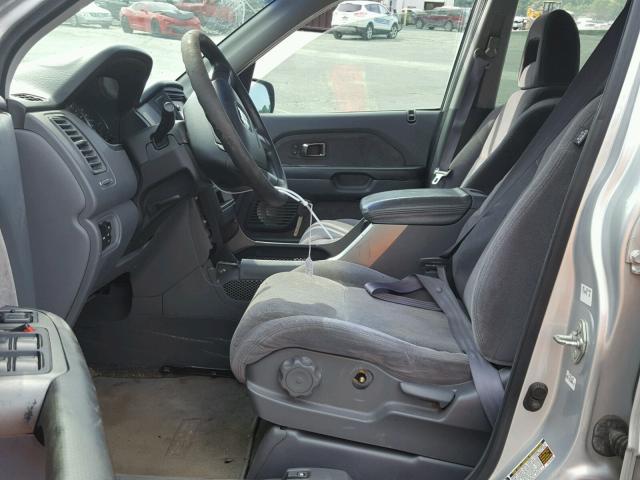 2HKYF18164H541986 - 2004 HONDA PILOT LX SILVER photo 5