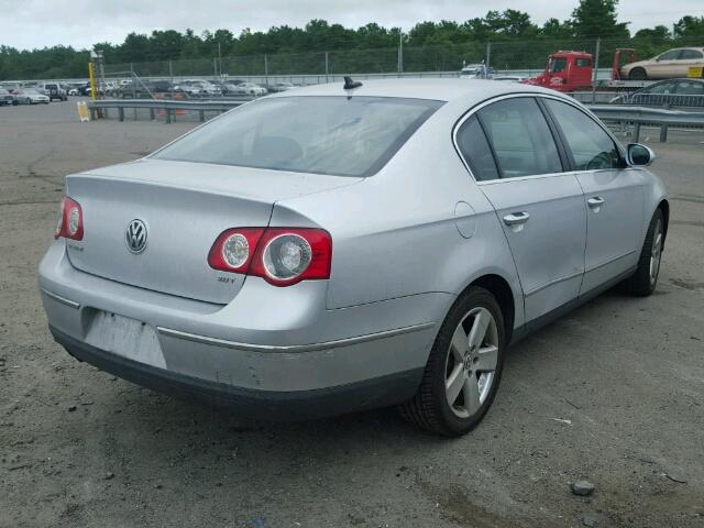 WVWJK93C89P042008 - 2009 VOLKSWAGEN PASSAT TUR GRAY photo 4