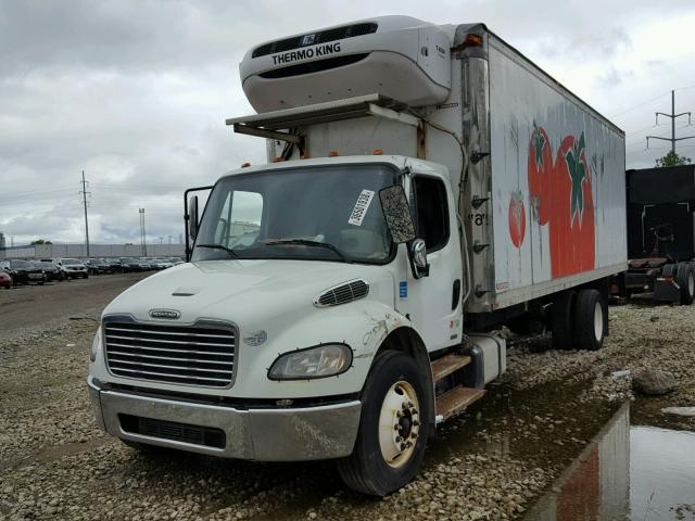 1FVACWDT4CHBR6329 - 2012 FREIGHTLINER M2 106 MED WHITE photo 2