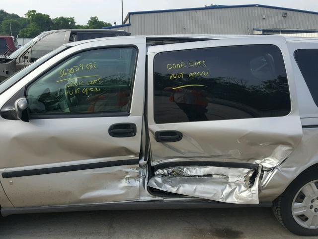 1GNDV23W68D132366 - 2008 CHEVROLET UPLANDER L 银色 照片 9