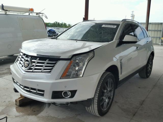 3GYFNCE33GS583905 - 2016 CADILLAC SRX PERFOR 白色 照片 2