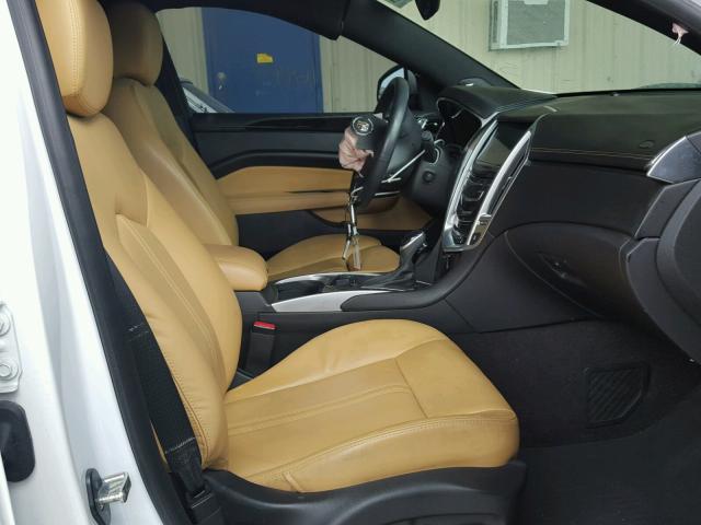 3GYFNCE33GS583905 - 2016 CADILLAC SRX PERFOR 白色 照片 5