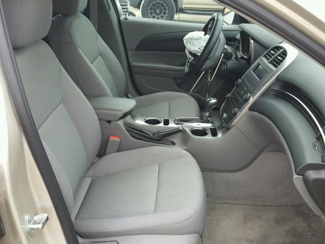 1G11B5SL1FF129365 - 2015 CHEVROLET MALIBU LS 金色 照片 5