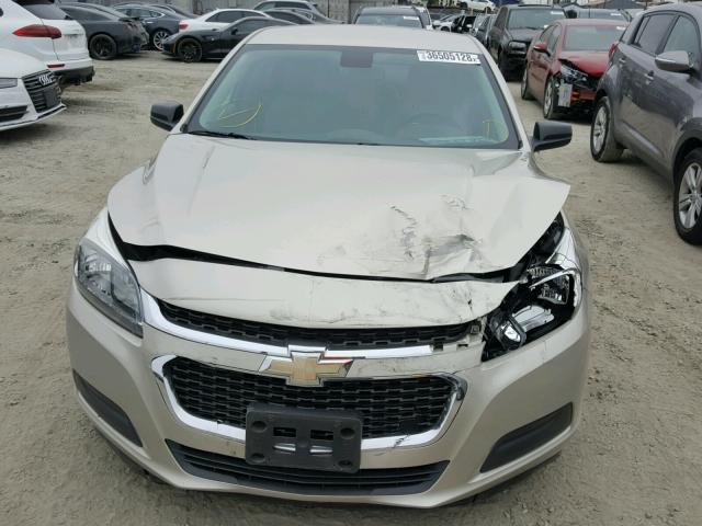 1G11B5SL1FF129365 - 2015 CHEVROLET MALIBU LS 金色 照片 9