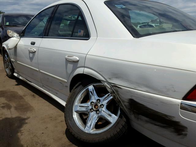 1LNHM87A12Y617251 - 2002 LINCOLN LS 白色 照片 9