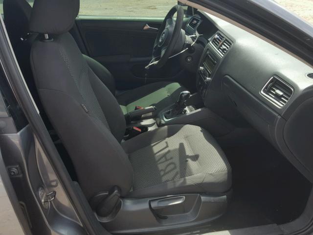 3VW2K7AJ6BM400189 - 2011 VOLKSWAGEN JETTA BASE Մոխրագույն լուսանկար 5