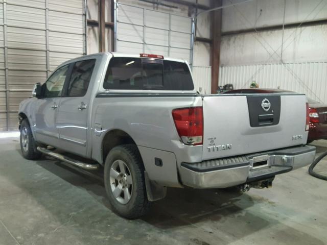 1N6AA07B54N568985 - 2004 NISSAN TITAN SILVER photo 3