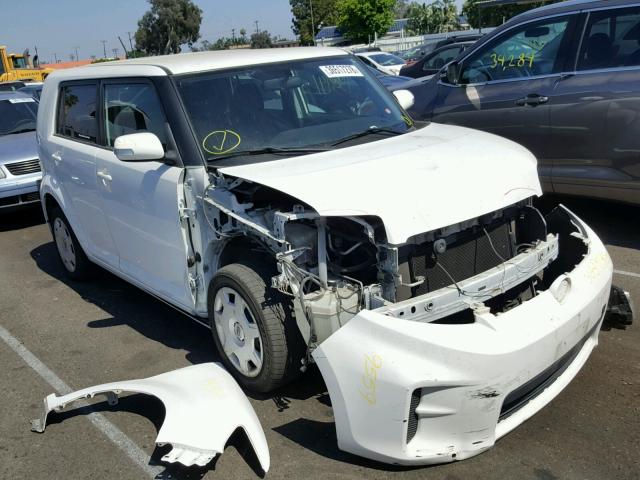 JTLZE4FE7B1130958 - 2011 TOYOTA SCION XB Weiß Foto 1