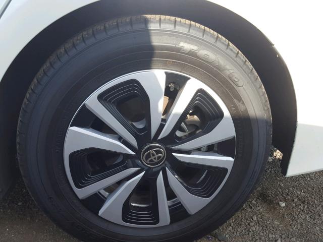 JTDKARFPXH3062272 - 2017 TOYOTA PRIUS PRIM თეთრი ფოტო 9