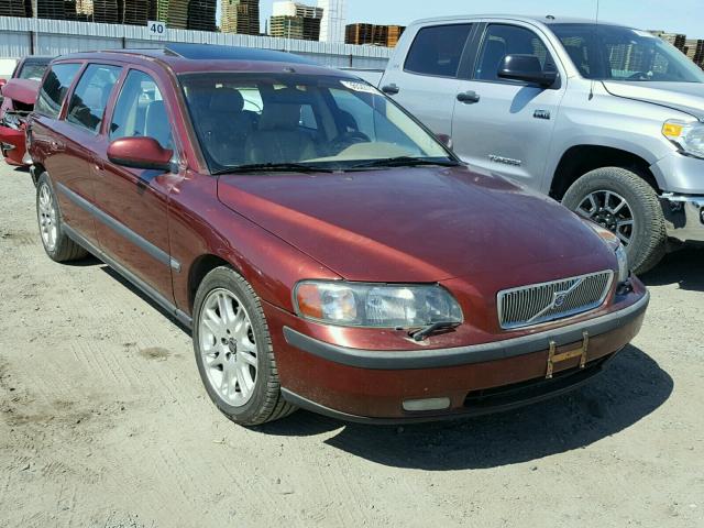 YV1SW53D211008061 - 2001 VOLVO V70 T5 TUR MAROON photo 1