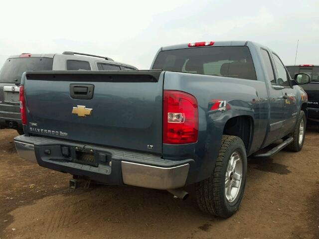 1GCEK19008Z324260 - 2008 CHEVROLET SILVERADO BLUE photo 4