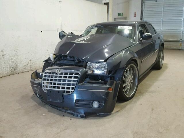 2C3LA53G37H767707 - 2007 CHRYSLER 300 TOURIN GRAY photo 2