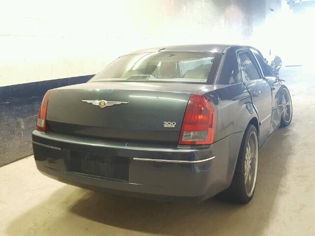 2C3LA53G37H767707 - 2007 CHRYSLER 300 TOURIN GRAY photo 4