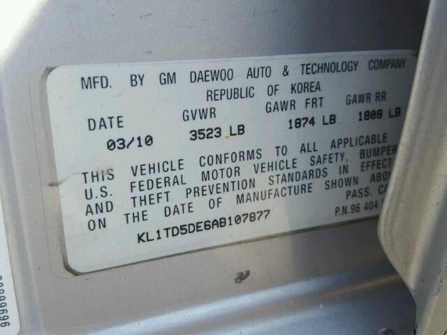 KL1TD5DE6AB107877 - 2010 CHEVROLET AVEO LS SILVER photo 10