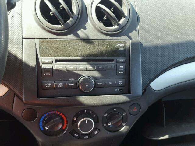 KL1TD5DE6AB107877 - 2010 CHEVROLET AVEO LS SILVER photo 9