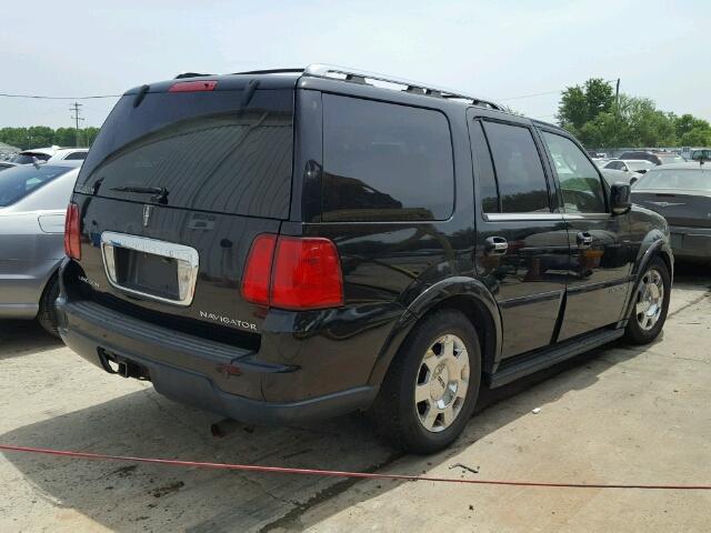 5LMFU27555LJ19902 - 2005 LINCOLN NAVIGATOR BLACK photo 4
