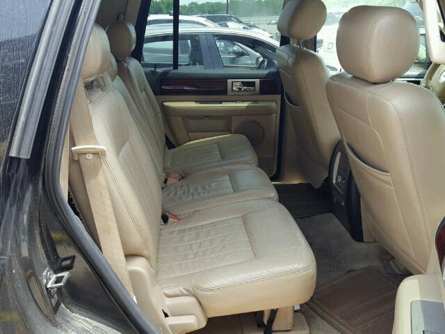 5LMFU27555LJ19902 - 2005 LINCOLN NAVIGATOR BLACK photo 6