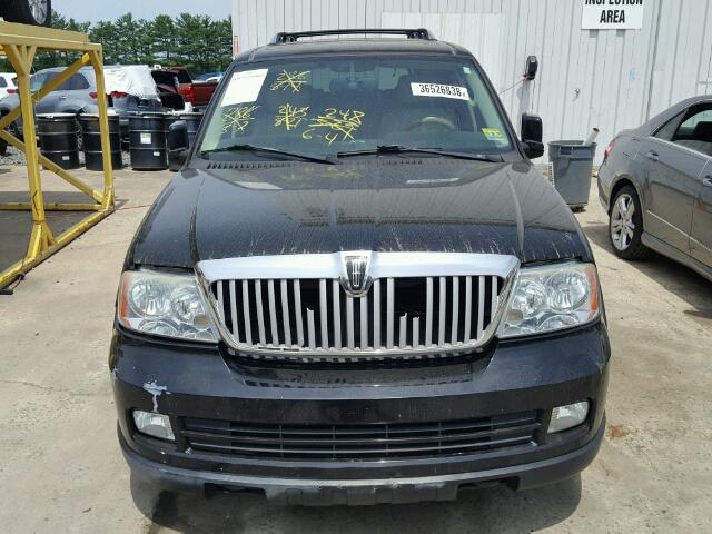 5LMFU27555LJ19902 - 2005 LINCOLN NAVIGATOR BLACK photo 9