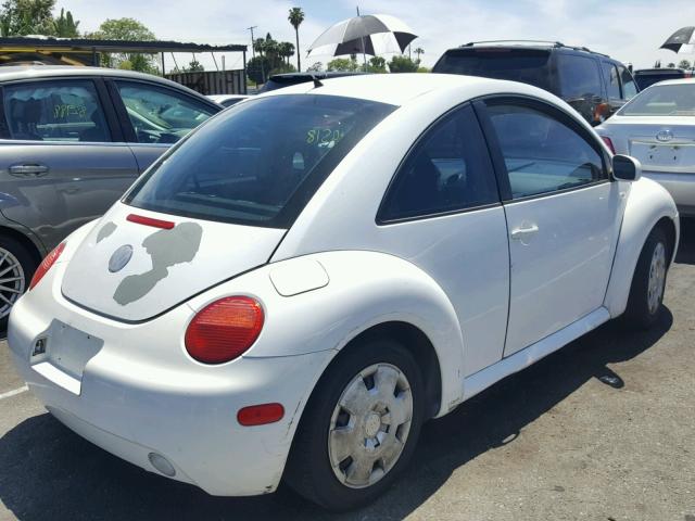 3VWBK21C12M440457 - 2002 VOLKSWAGEN NEW BEETLE თეთრი ფოტო 4