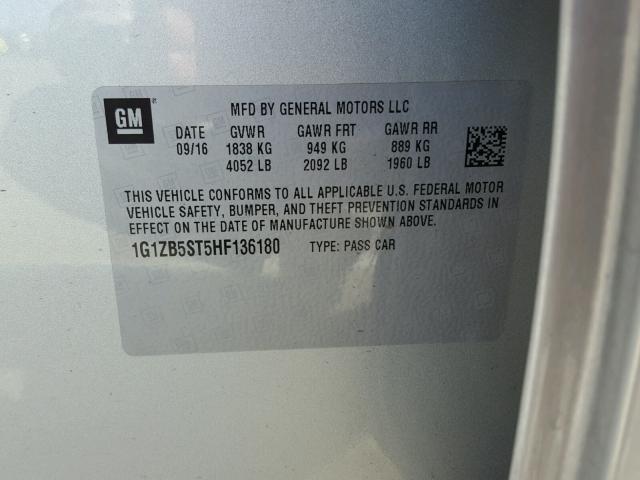 1G1ZB5ST5HF136180 - 2017 CHEVROLET MALIBU LS ვერცხლისფერი ფოტო 10