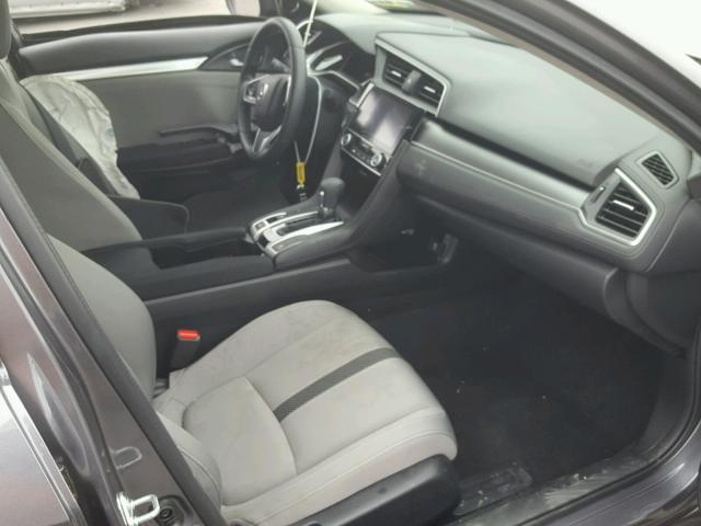 2HGFC2F79JH500867 - 2018 HONDA CIVIC EX 灰色 照片 5