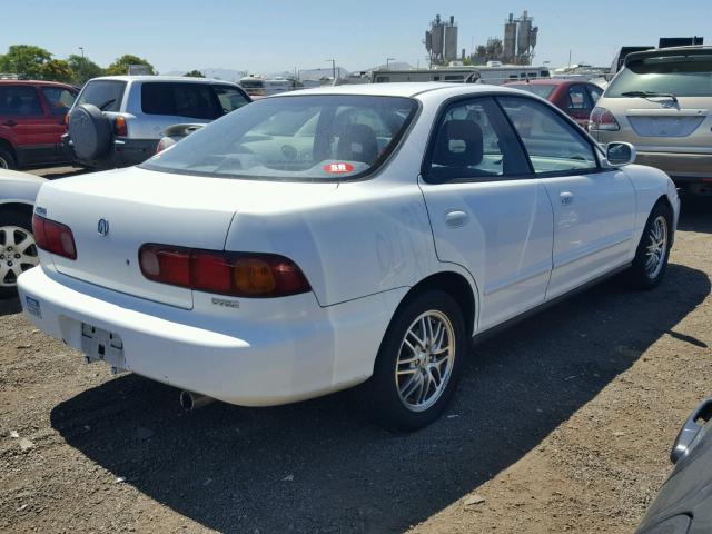 JH4DB8581VS000947 - 1997 ACURA INTEGRA GS WHITE photo 4