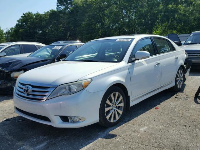 4T1BK3DB3BU377526 - 2011 TOYOTA AVALON BAS WHITE photo 2