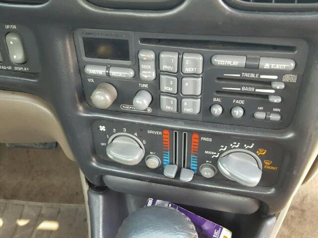 1G2WP52K42F288420 - 2002 PONTIAC GRAND PRIX GRAY photo 9