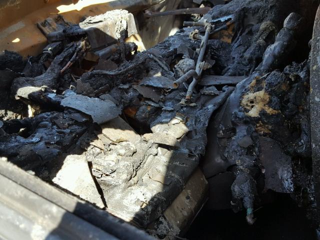 JTLKE50E491083379 - 2009 TOYOTA SCION XB დამწვარი ფოტო 8