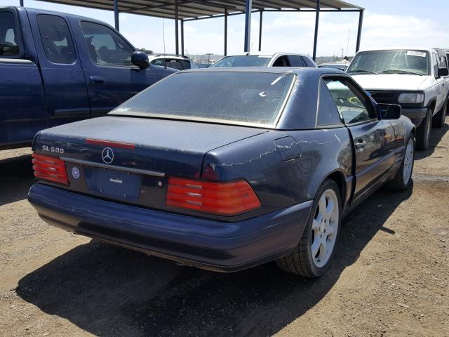 WDBFA67F1WF169257 - 1998 MERCEDES-BENZ SL 500 BLUE photo 4