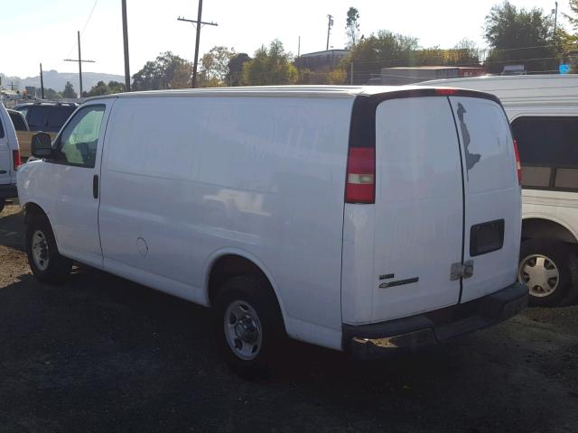 1GCZGFBA9A1136540 - 2010 CHEVROLET MARINE LOT WHITE photo 3