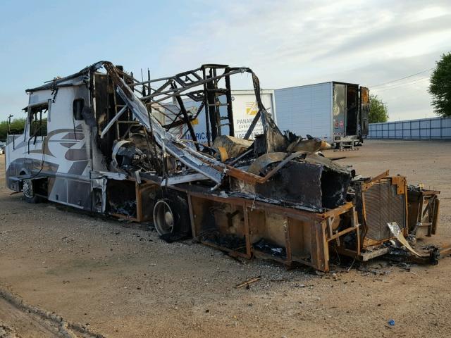 4UZAAHAK62CK94176 - 2002 FREIGHTLINER CHASSIS X BURN photo 3